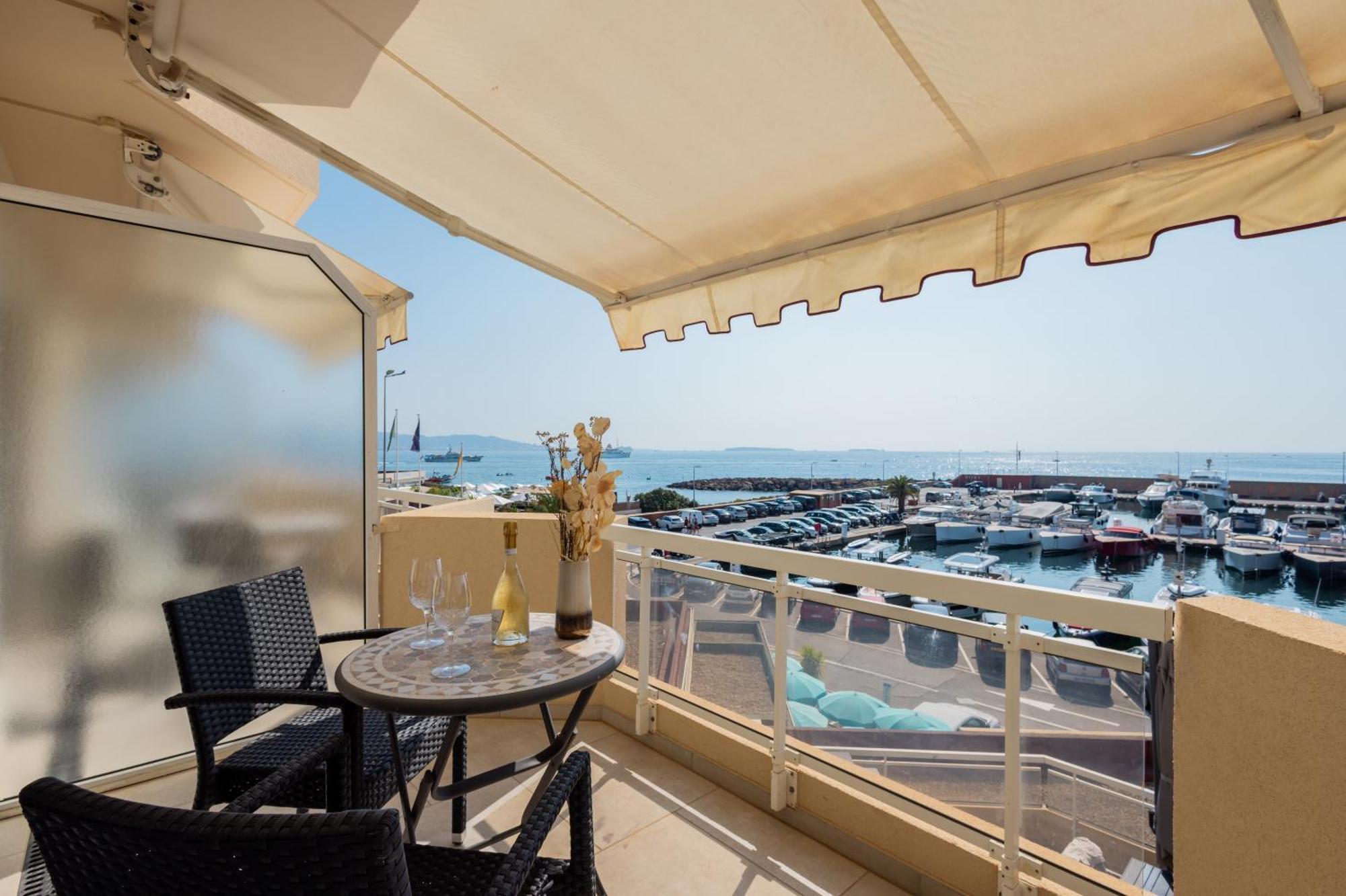 Riviera Beach Hotel Mandelieu エクステリア 写真
