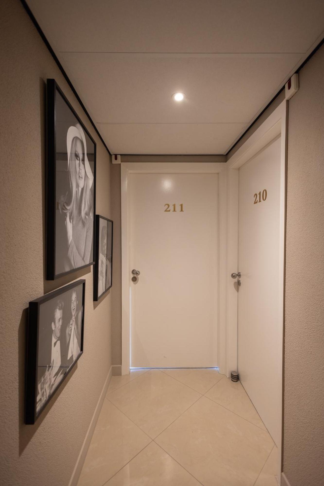 Riviera Beach Hotel Mandelieu エクステリア 写真