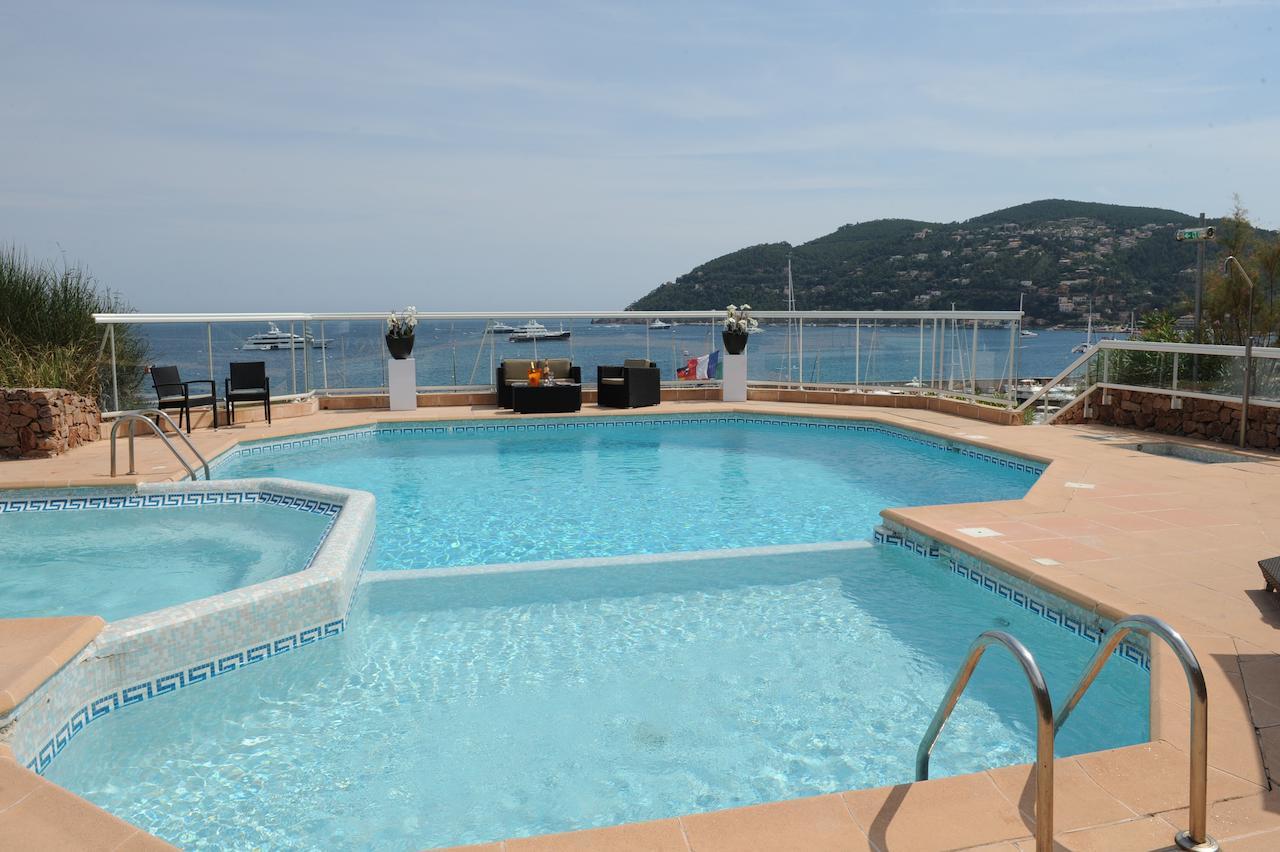 Riviera Beach Hotel Mandelieu エクステリア 写真